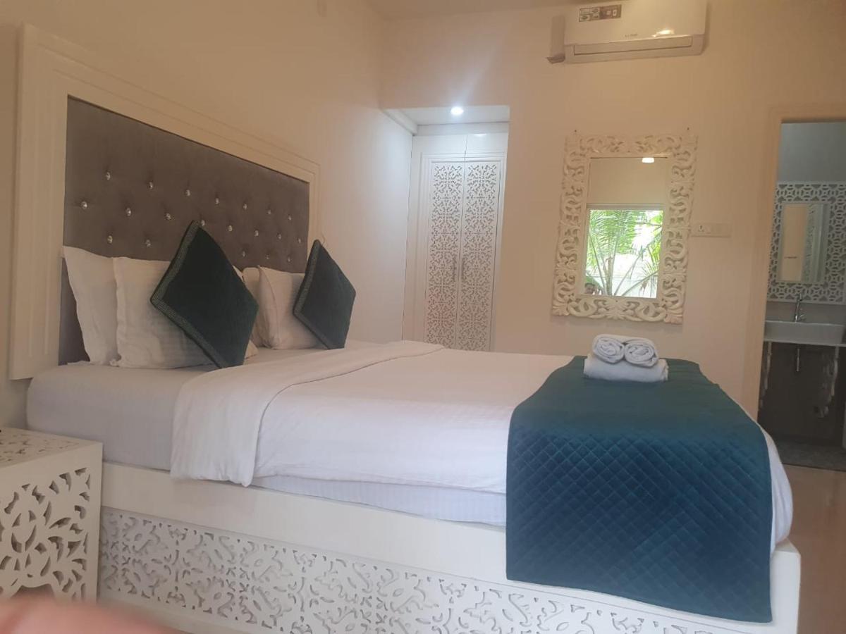 Lillywoods Zac Beach Resort, Calangute Old Goa Exterior photo