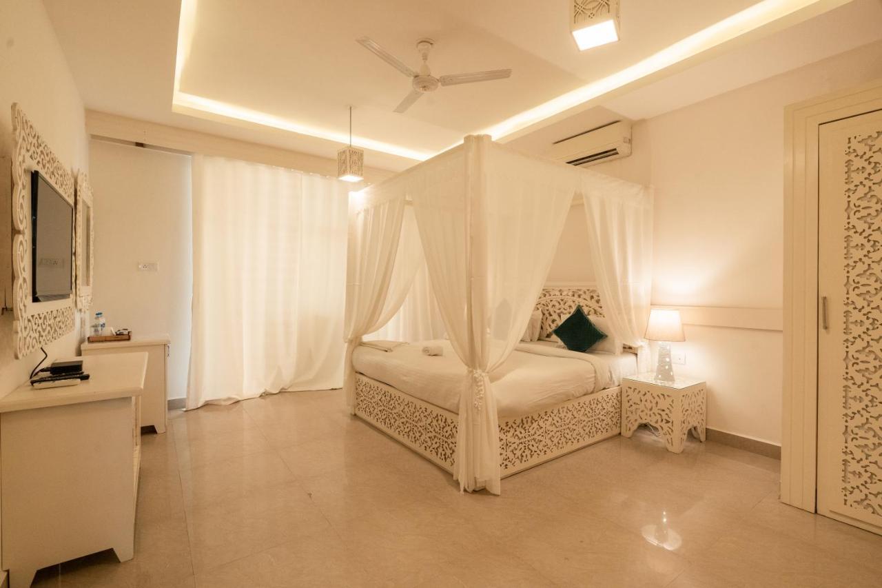 Lillywoods Zac Beach Resort, Calangute Old Goa Exterior photo